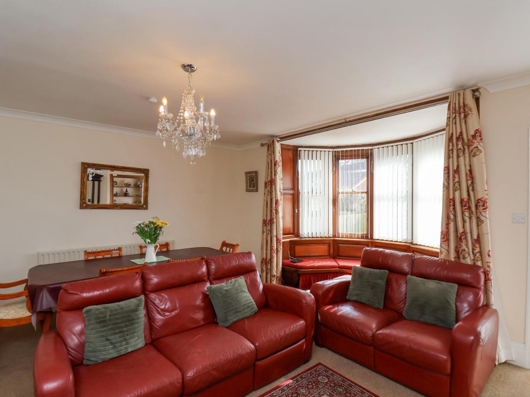 Holiday home Mayfield Manor